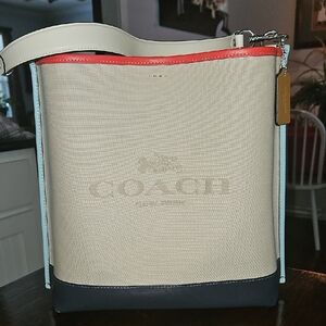 *NEW* COACH Cream and Navy Tote with Red and Light Blue Trim
